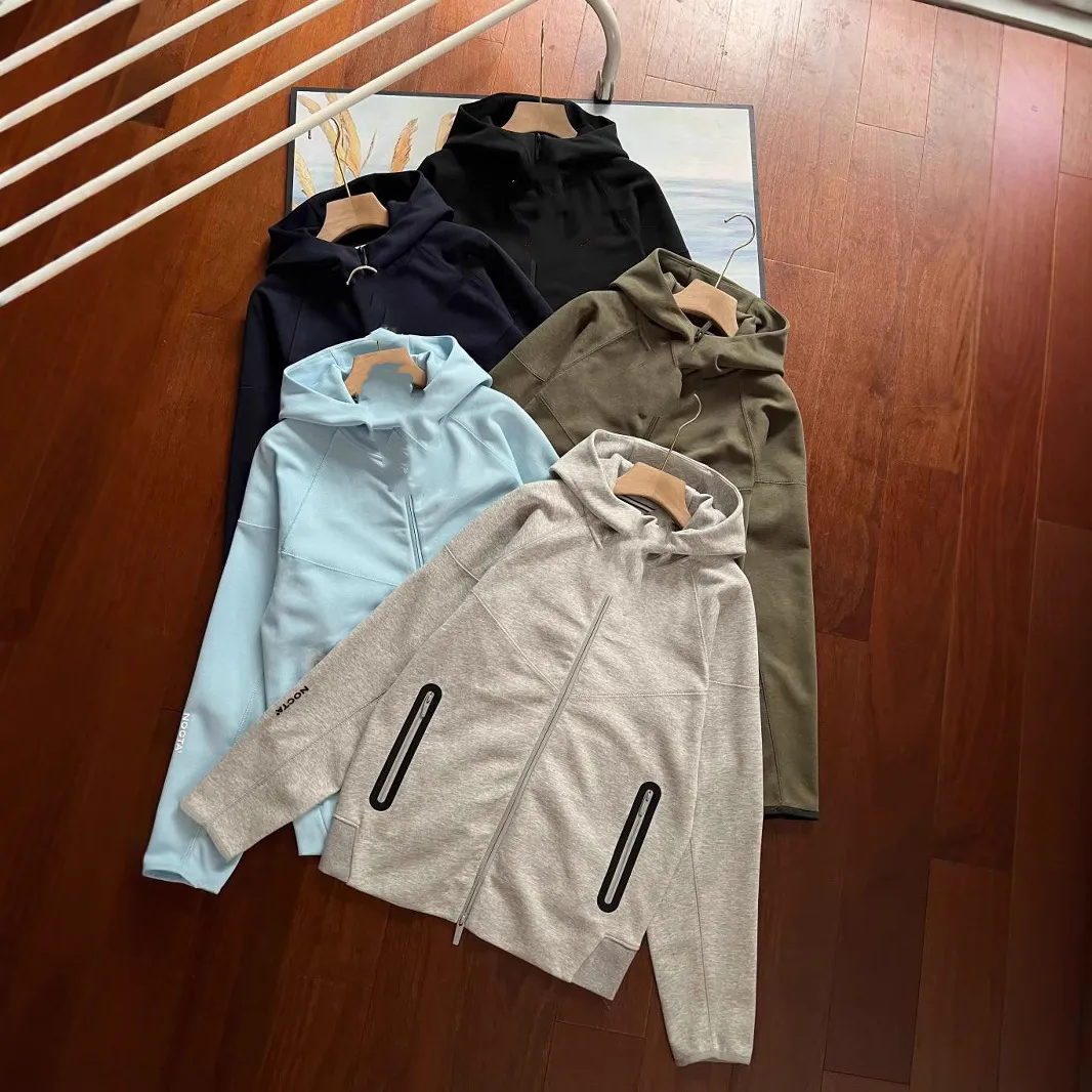 Nike Tech (Hella Colorways)