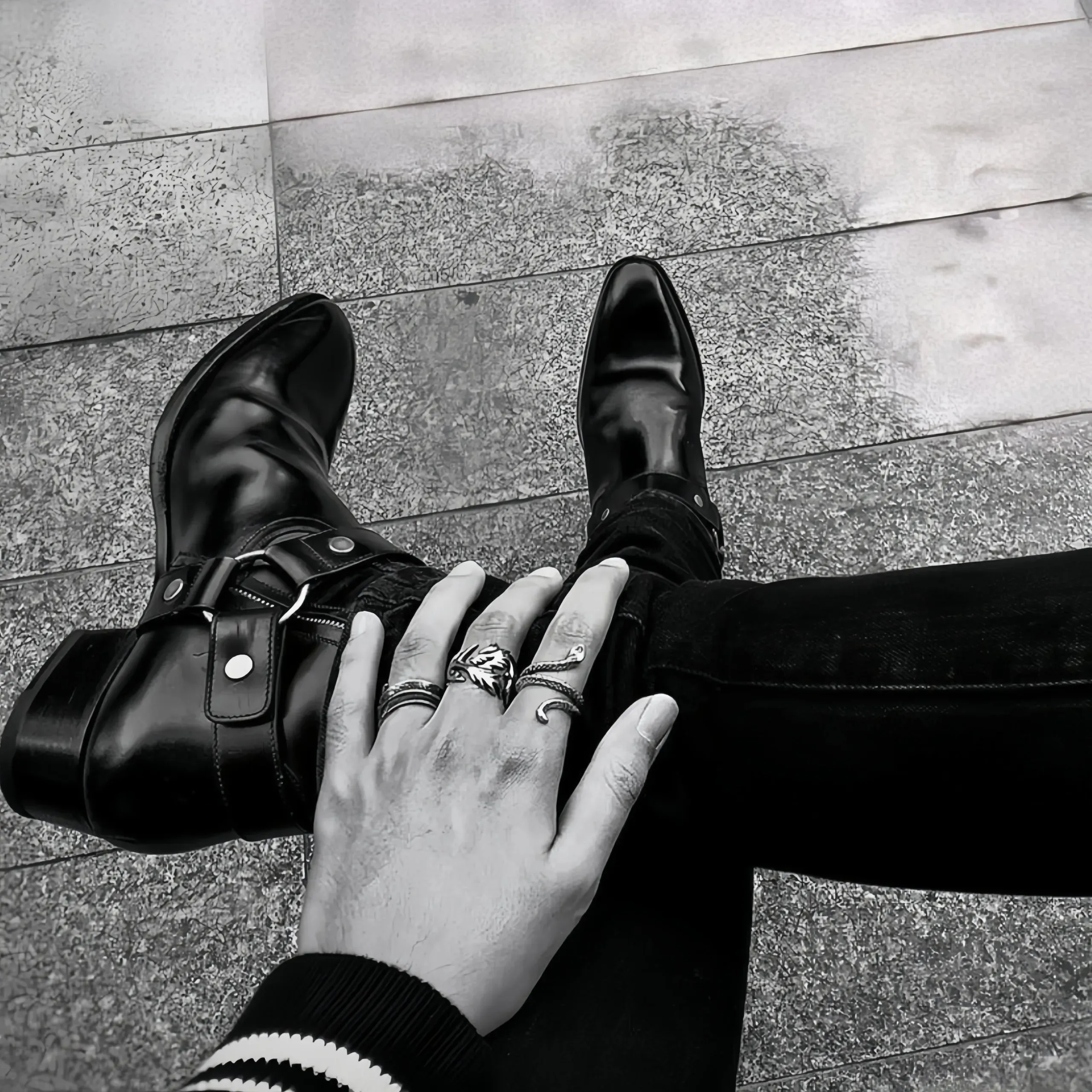 Saint Laurent Chelsea Boots