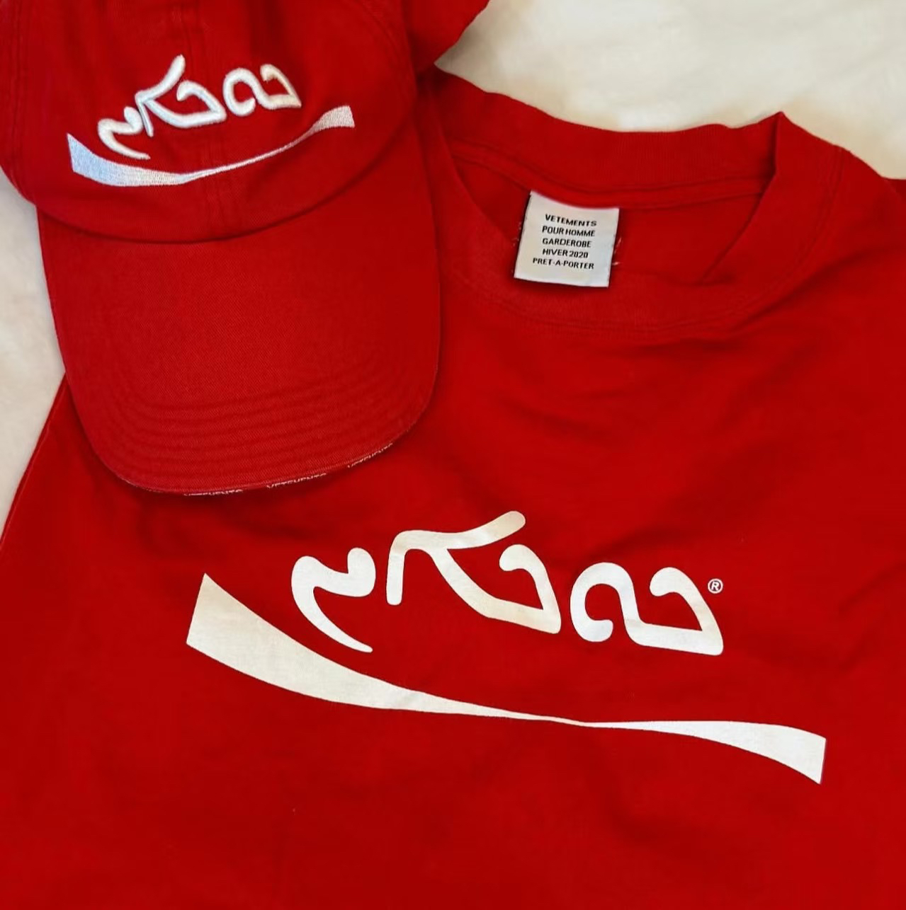vetements coke tee
