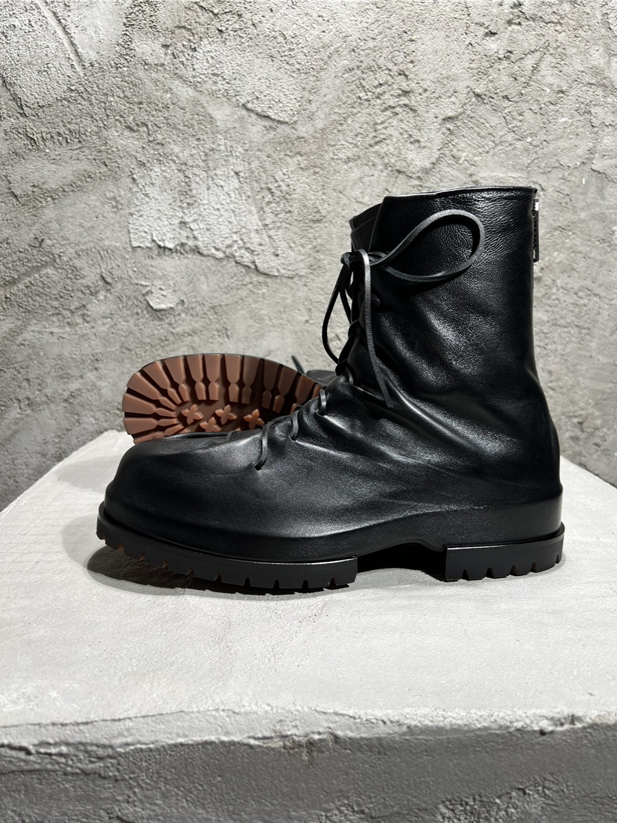 424 boots with laces